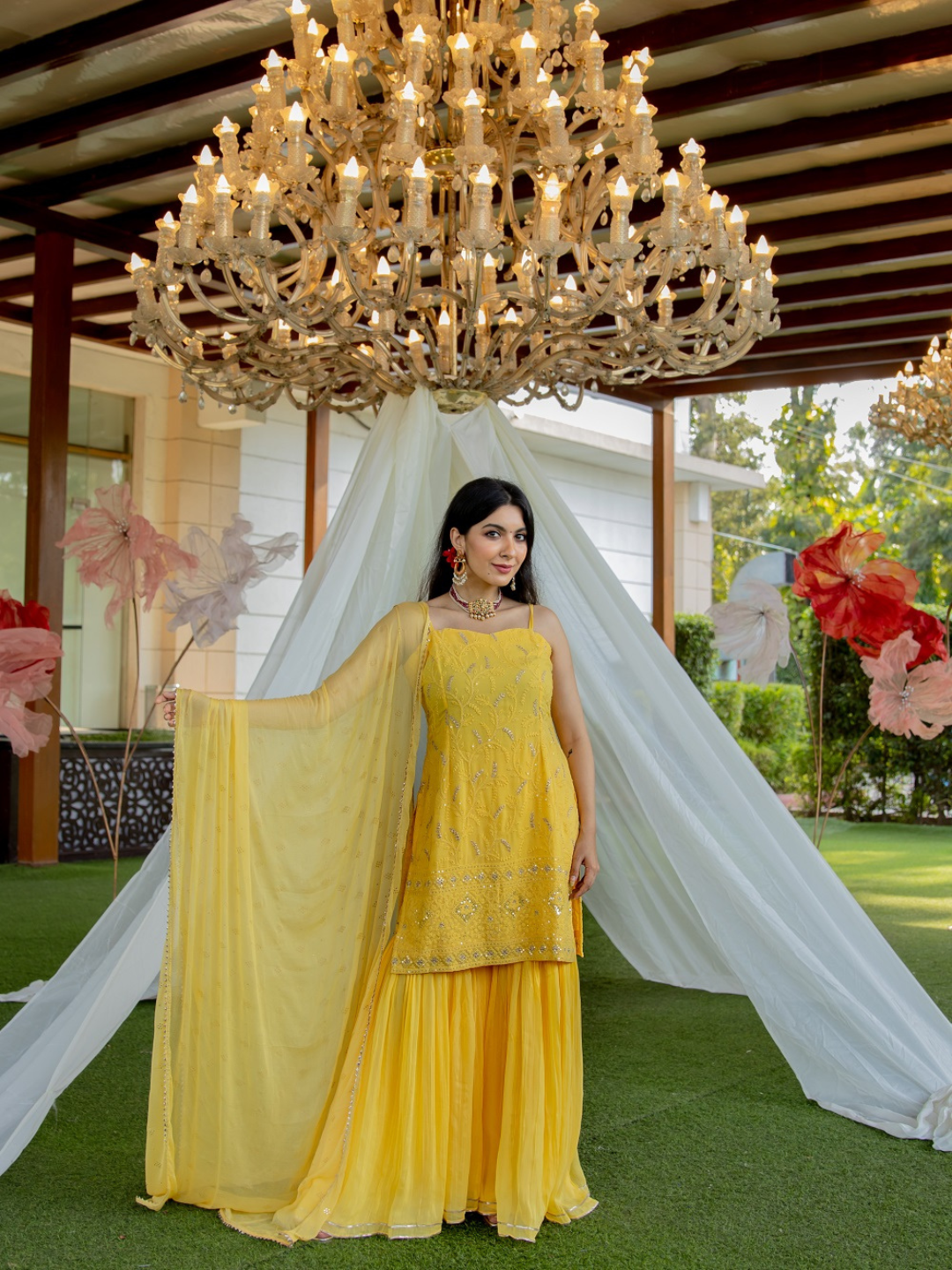 Buy online Yellow Chikankari Embroidered Short Kurti from Kurta Kurtis for  Women by Seva Chikan for ₹1529 at 32% off | 2024 Limeroad.com
